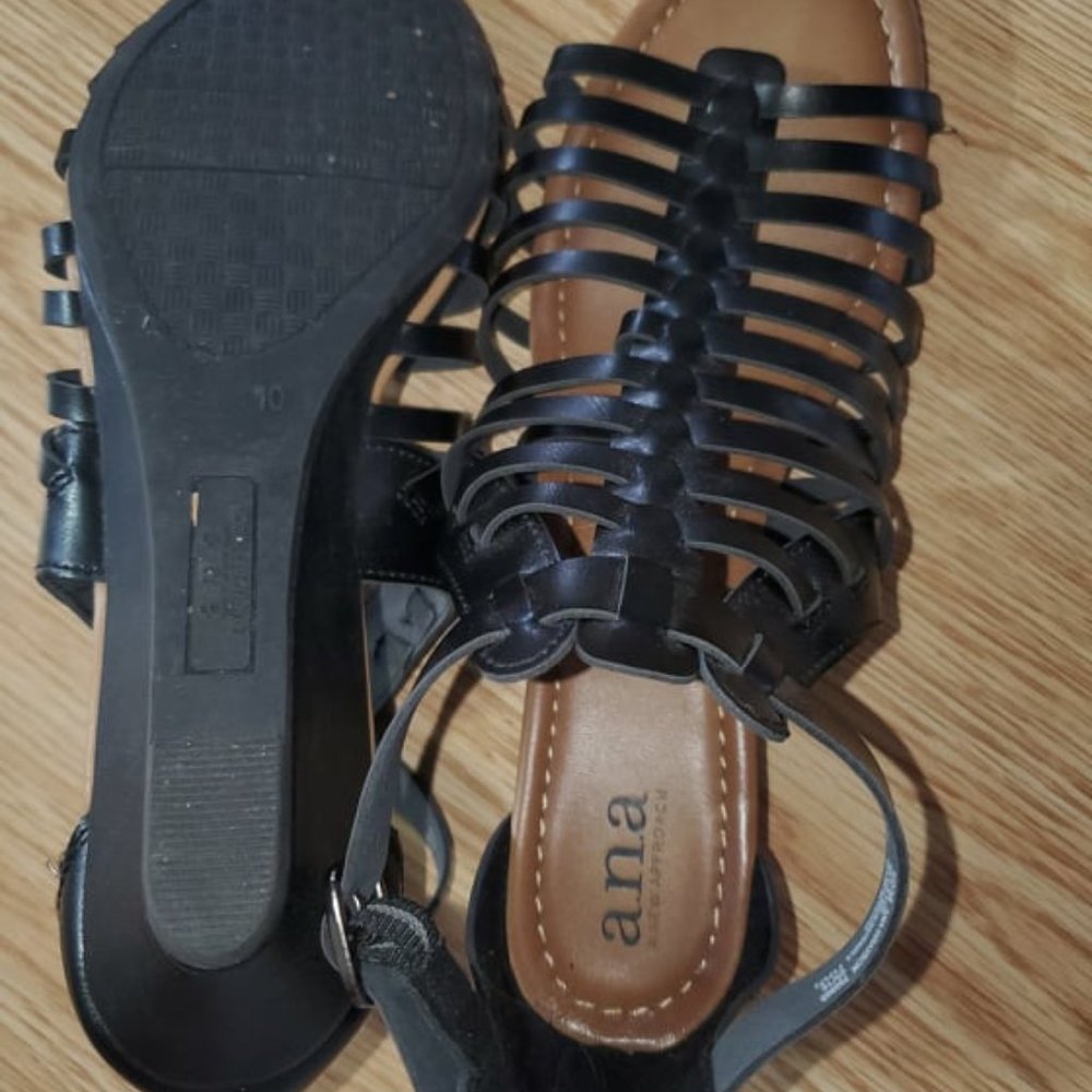 a.n.a size 10 sandles black
